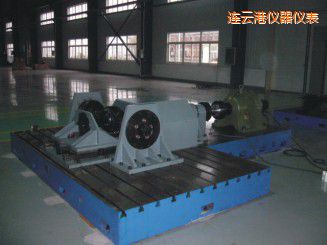 連云港微機控制驅(qū)動橋總成扭轉(zhuǎn)試驗機