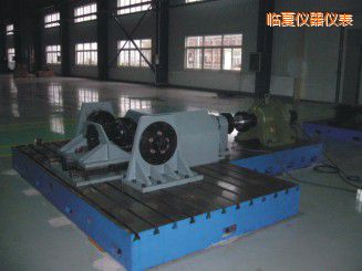 臨夏微機(jī)控制驅(qū)動(dòng)橋總成扭轉(zhuǎn)試驗(yàn)機(jī)